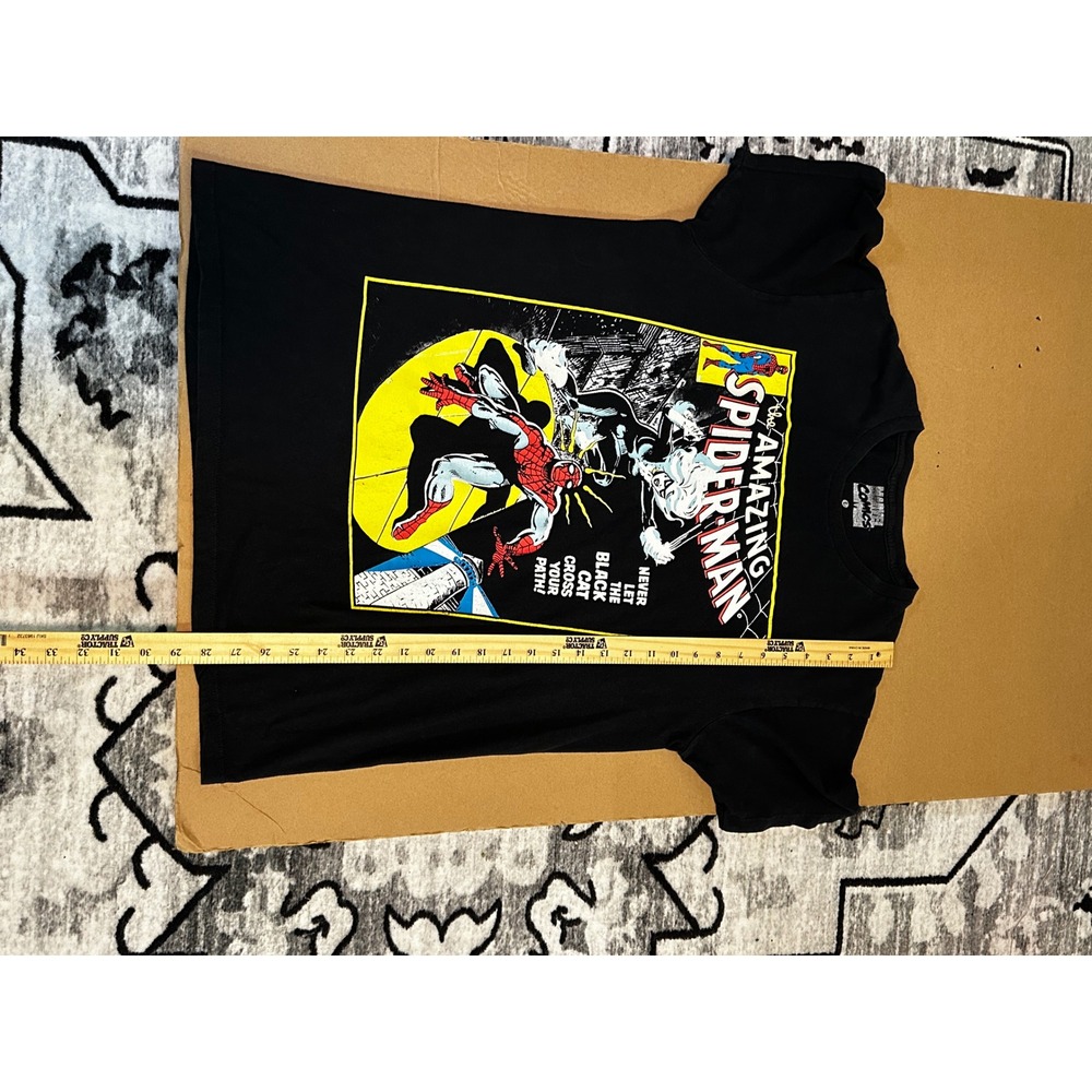 Marvel Comics Spider-Man Black Cat Graphic Print Tee‎ T-Shirt L - Picture 8 of 8